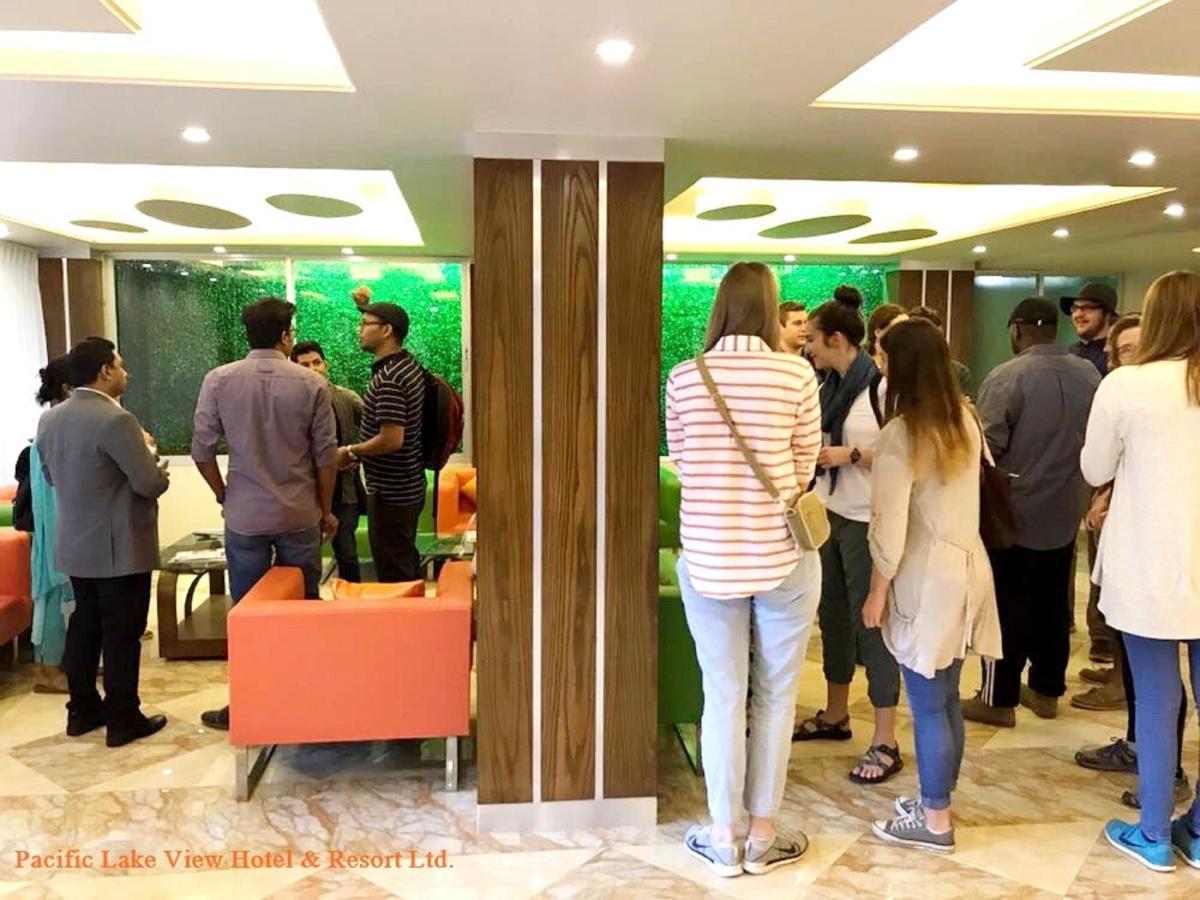 Hotel Gulshan Lake View ธากา ภายนอก รูปภาพ